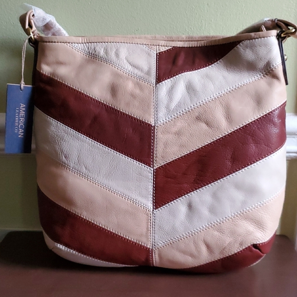 [Never Used]American Leather Company  Chevron Design, Hobo Style Shoulder Bag